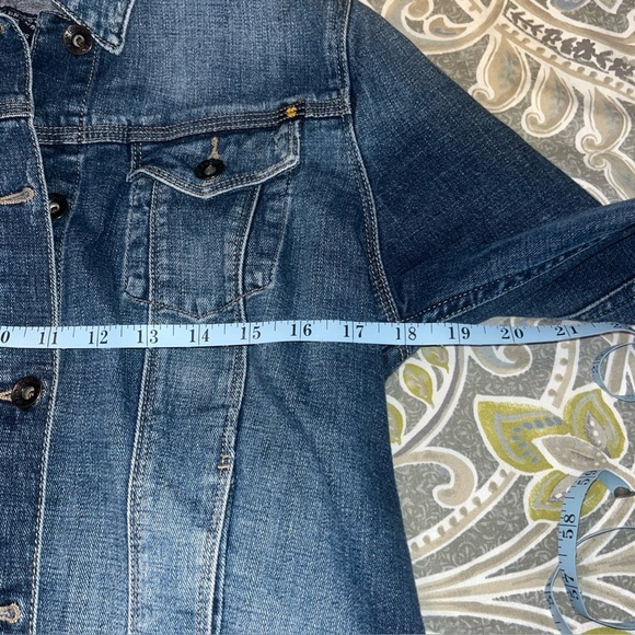 Lucky Brand denim jacket. - Picture 4 of 6